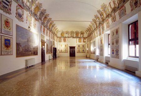 Castello di Ferrara, sala degli stemmi