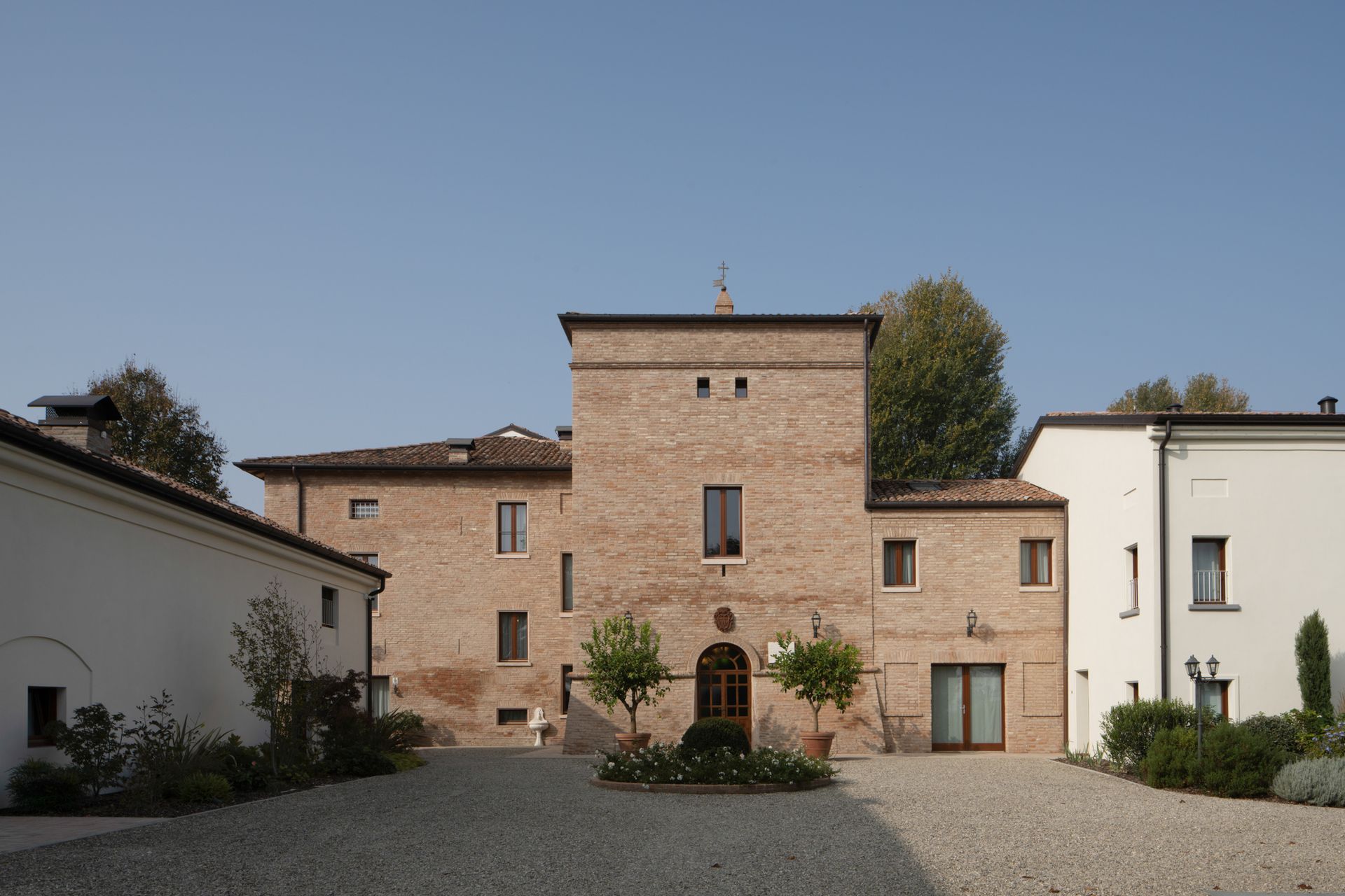 I Rivestimenti Ceramici Fmg Fabbrica Marmi E Graniti Per Il Restauro Di