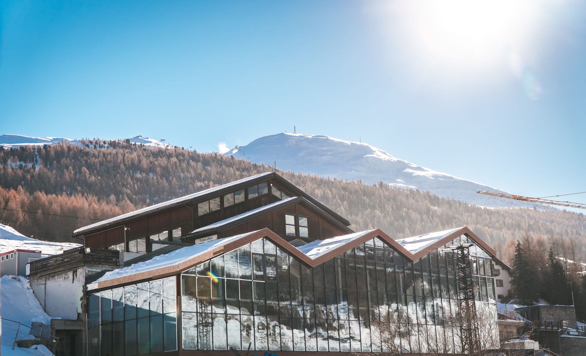The co-working space opens onto the ski slopes of Livigno